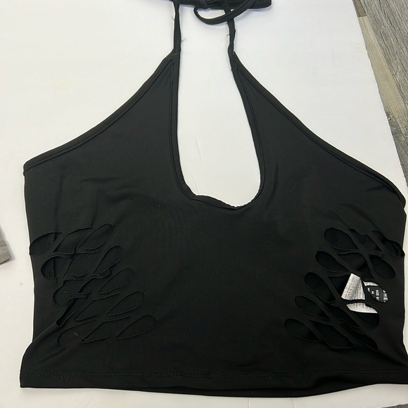 β¨4π $20 β¨ Bundle of 3 crop tops stretch top set black grey small medium - Picture 5 of 14